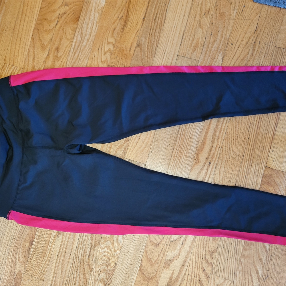 Womens Copper Life Leggings Size Large ankle black and red